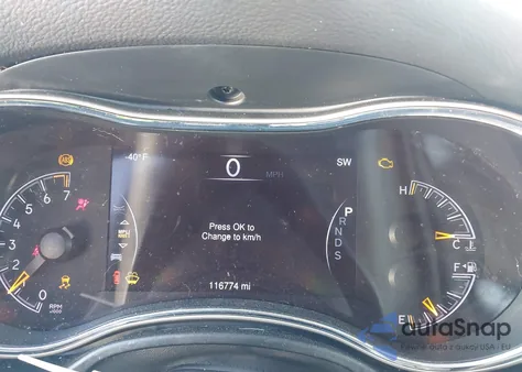 2015 Jeep Grand Cherokee Limited z USA, uszkodzony, nr VIN 1C4RJEBG8FC635194